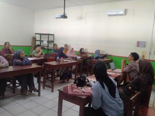 rapat sekolah adiwiyata